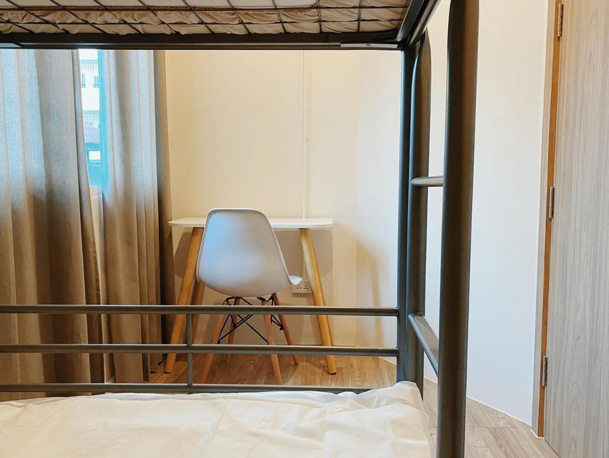 Ben&Pooh Hostel Bangkok Ngoại thất bức ảnh