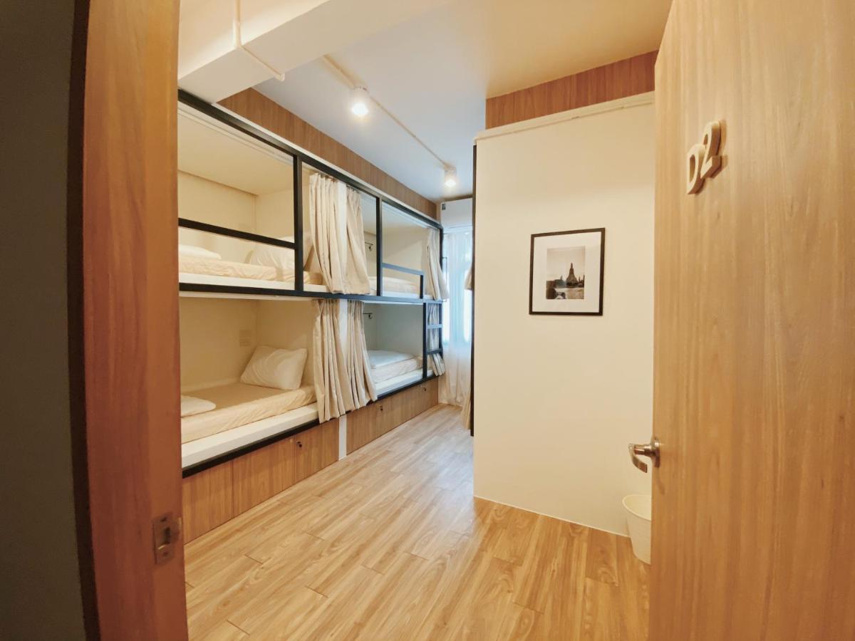 Ben&Pooh Hostel Bangkok Ngoại thất bức ảnh