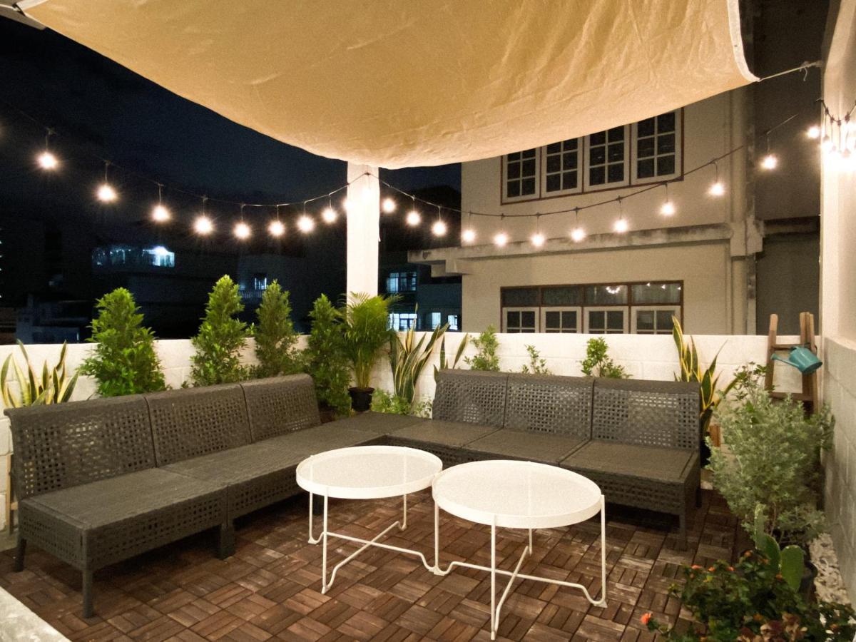 Ben&Pooh Hostel Bangkok Ngoại thất bức ảnh