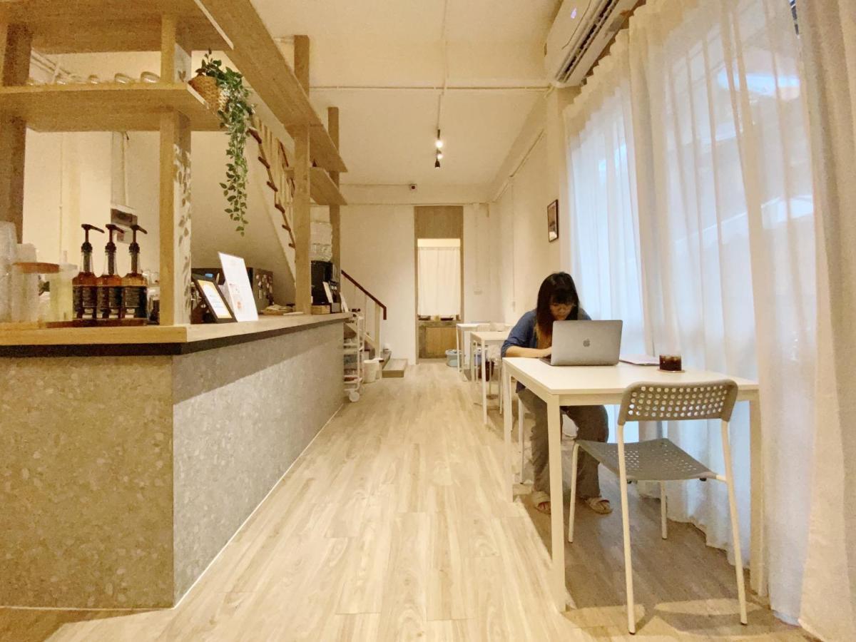 Ben&Pooh Hostel Bangkok Ngoại thất bức ảnh