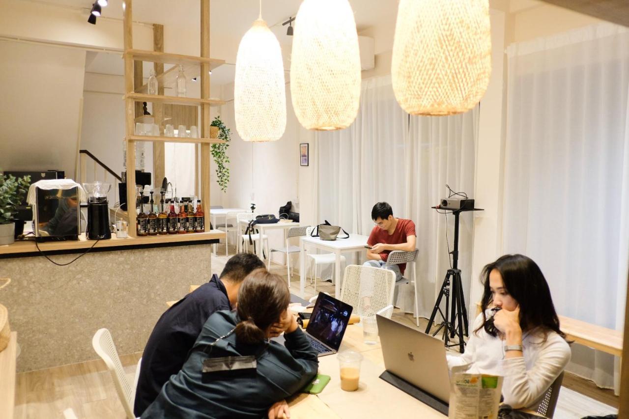 Ben&Pooh Hostel Bangkok Ngoại thất bức ảnh