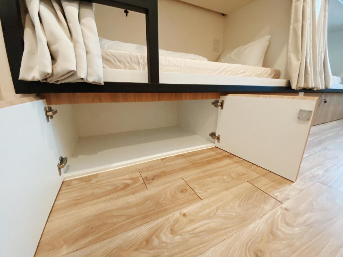 Ben&Pooh Hostel Bangkok Ngoại thất bức ảnh